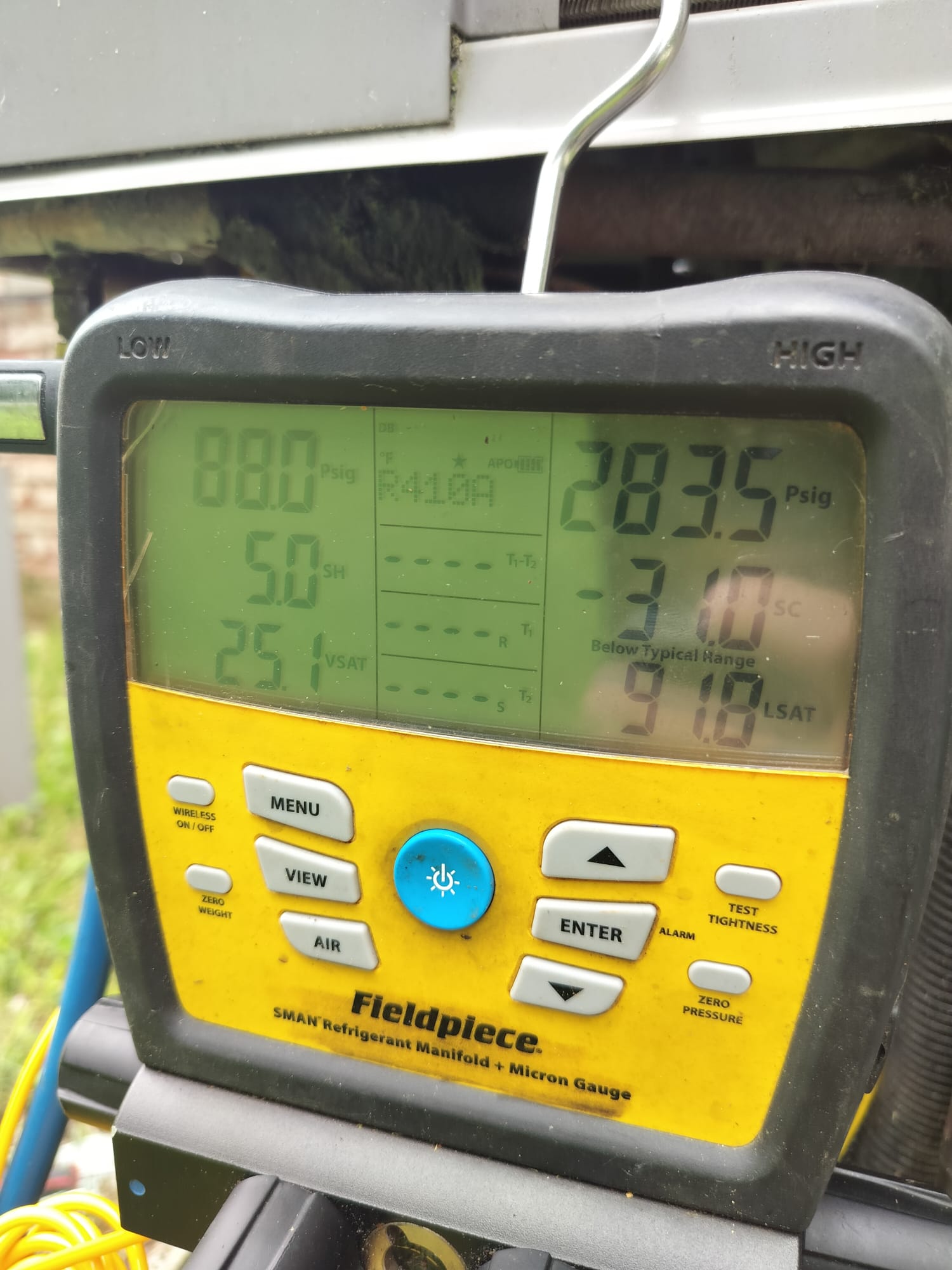 Refrigerant Manifold Gauge in Use