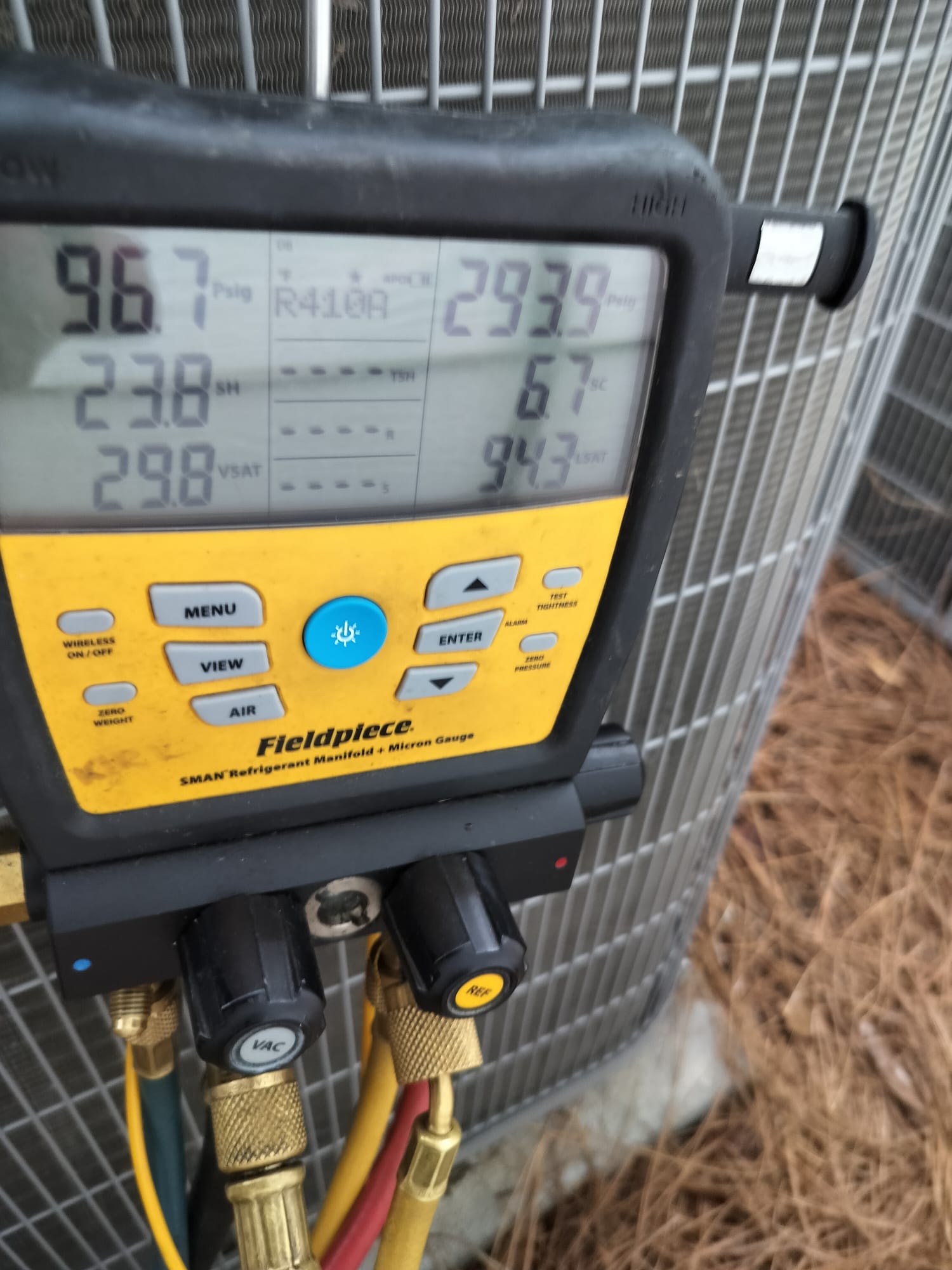 Digital HVAC Manifold Gauge in Use