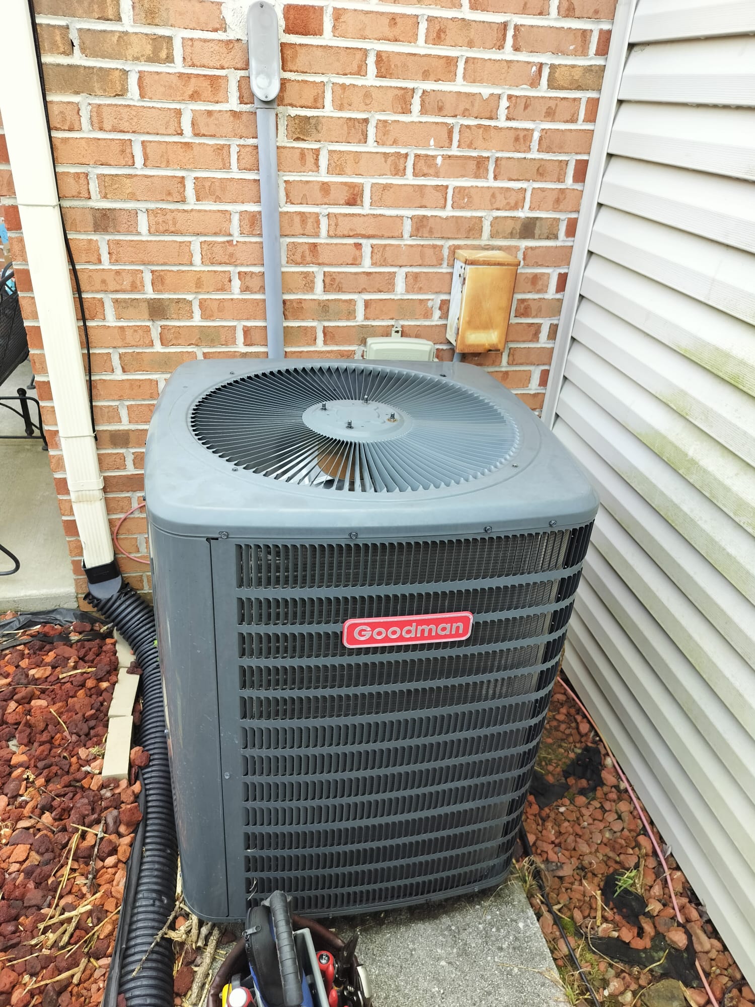 Outdoor HVAC Unit in Good Condition