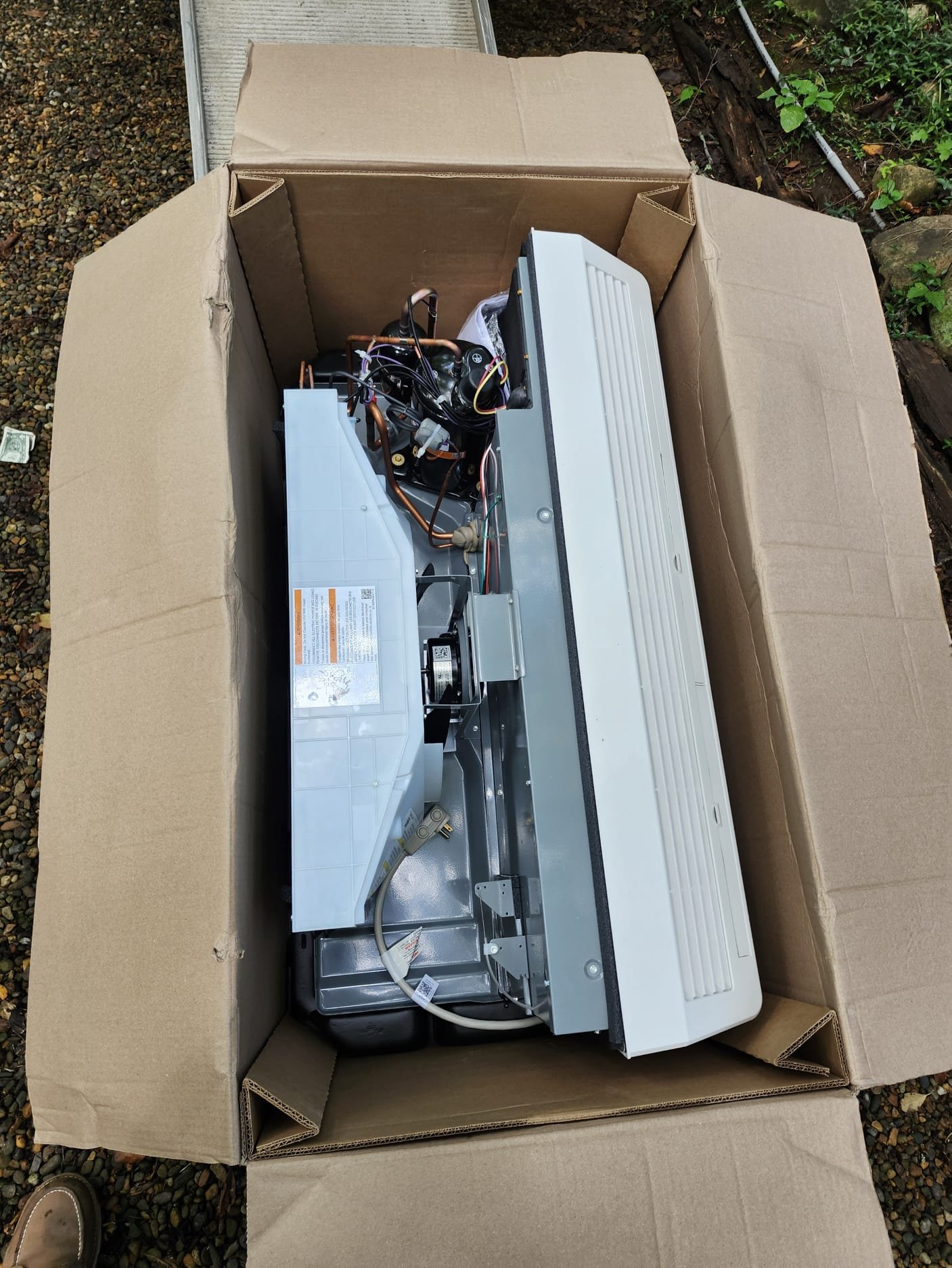 New PTAC unit in original packaging (awaiting installation)