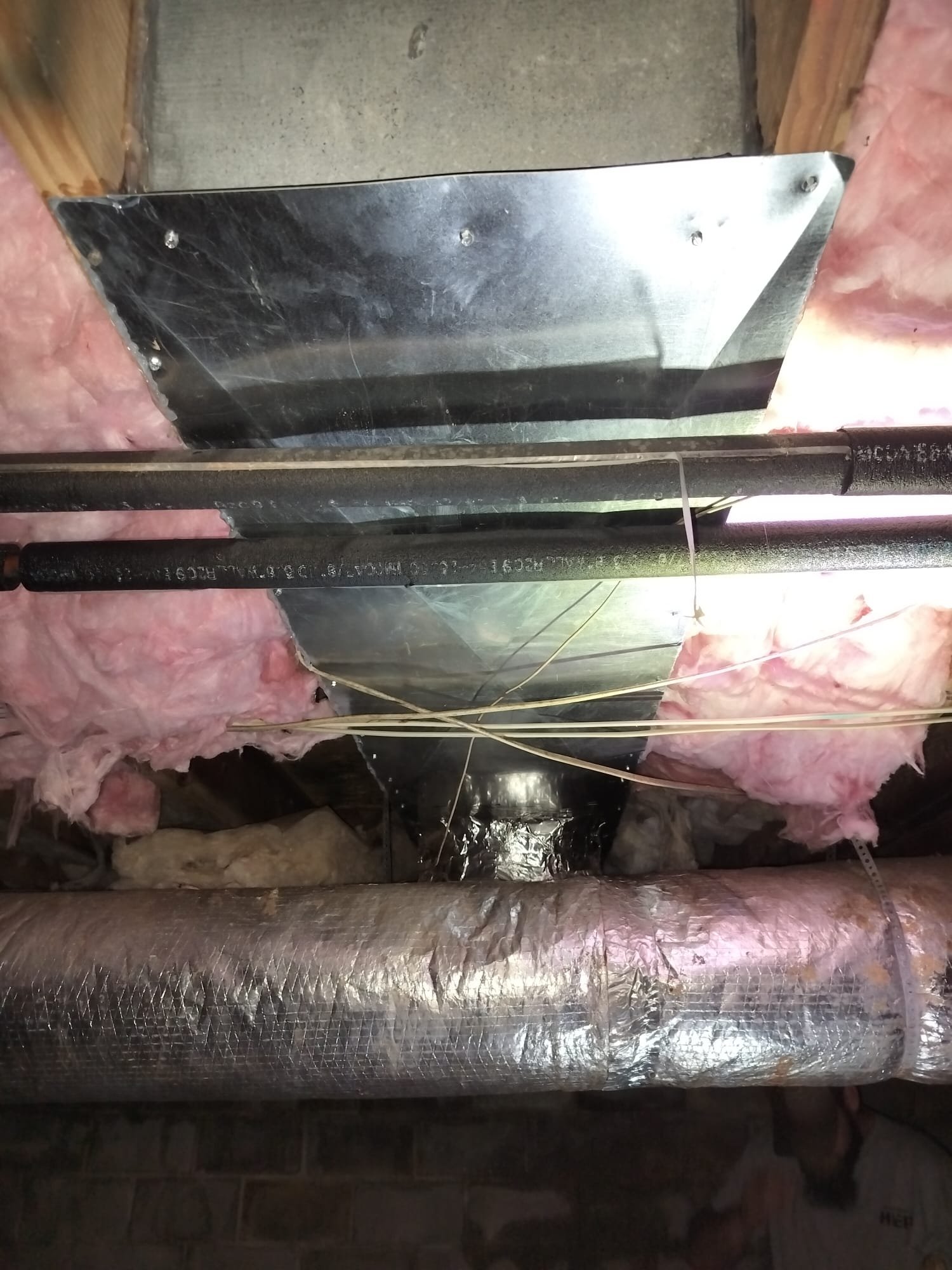 Secured Duct Connection