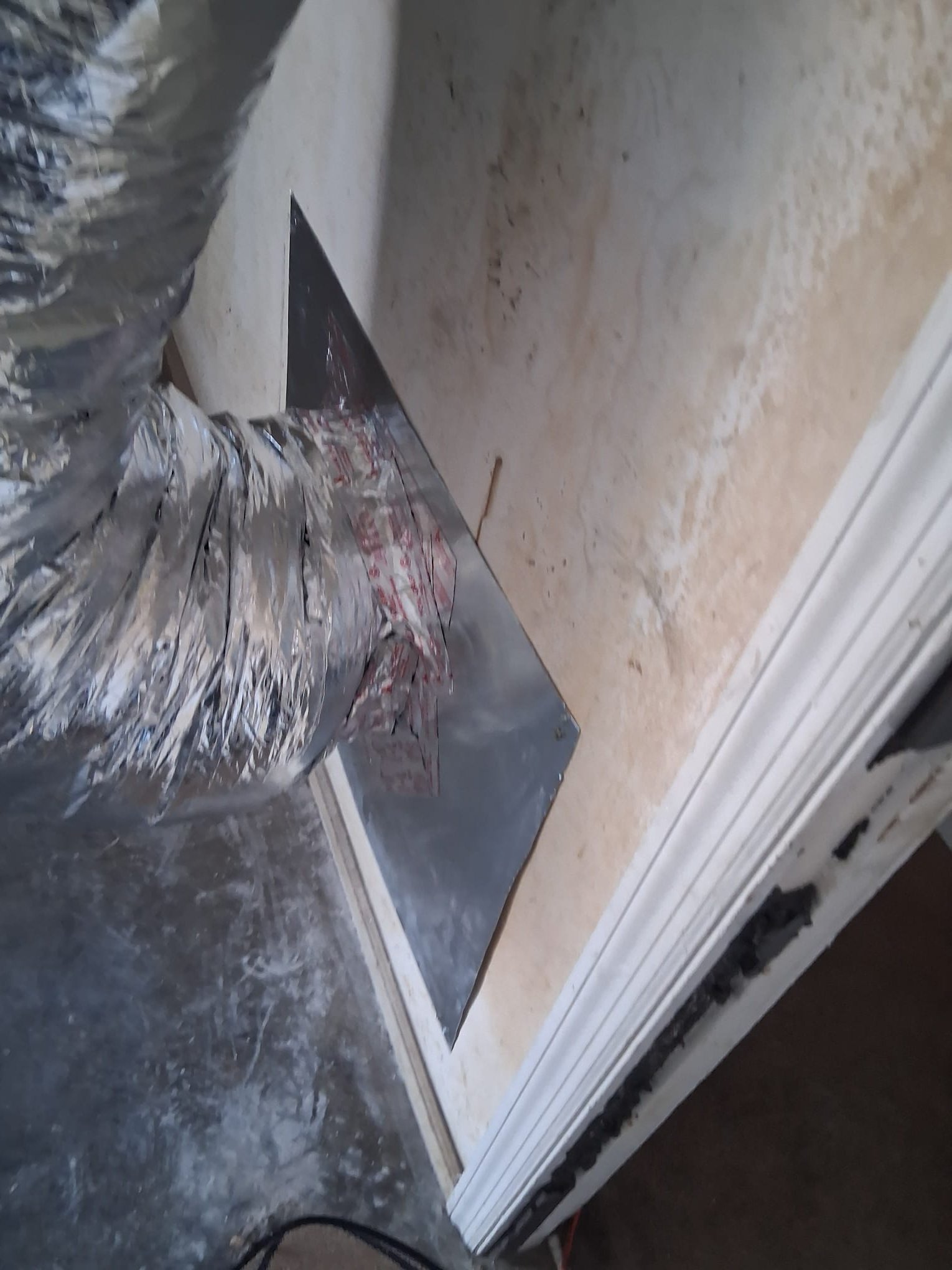 Secure Duct Connection