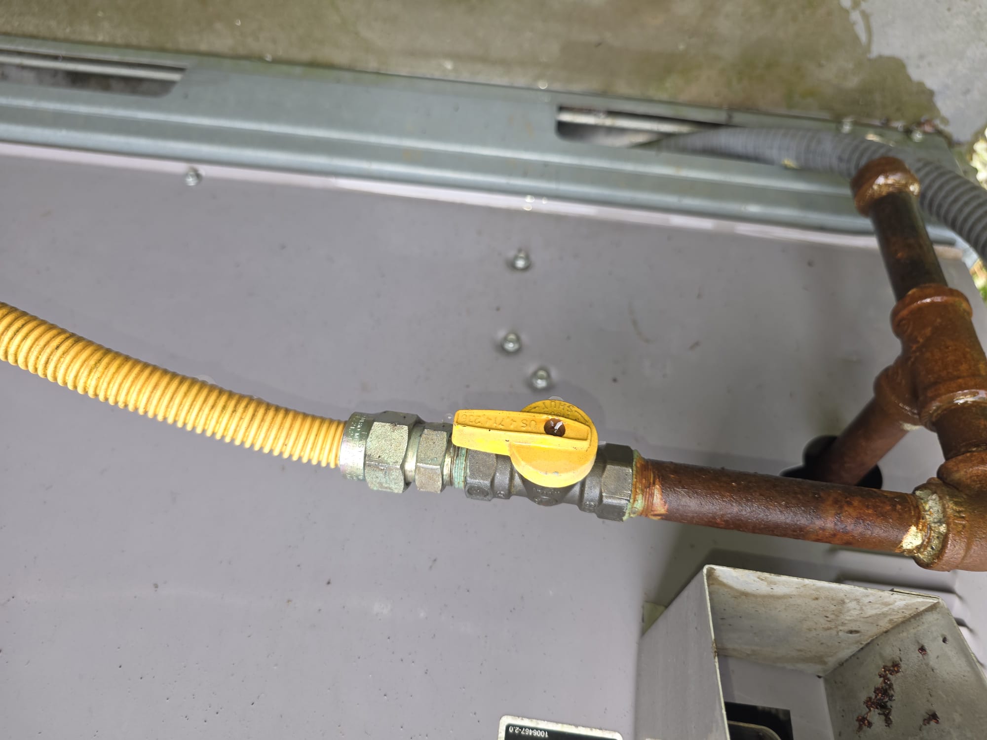 Gas Line Connection Inspection