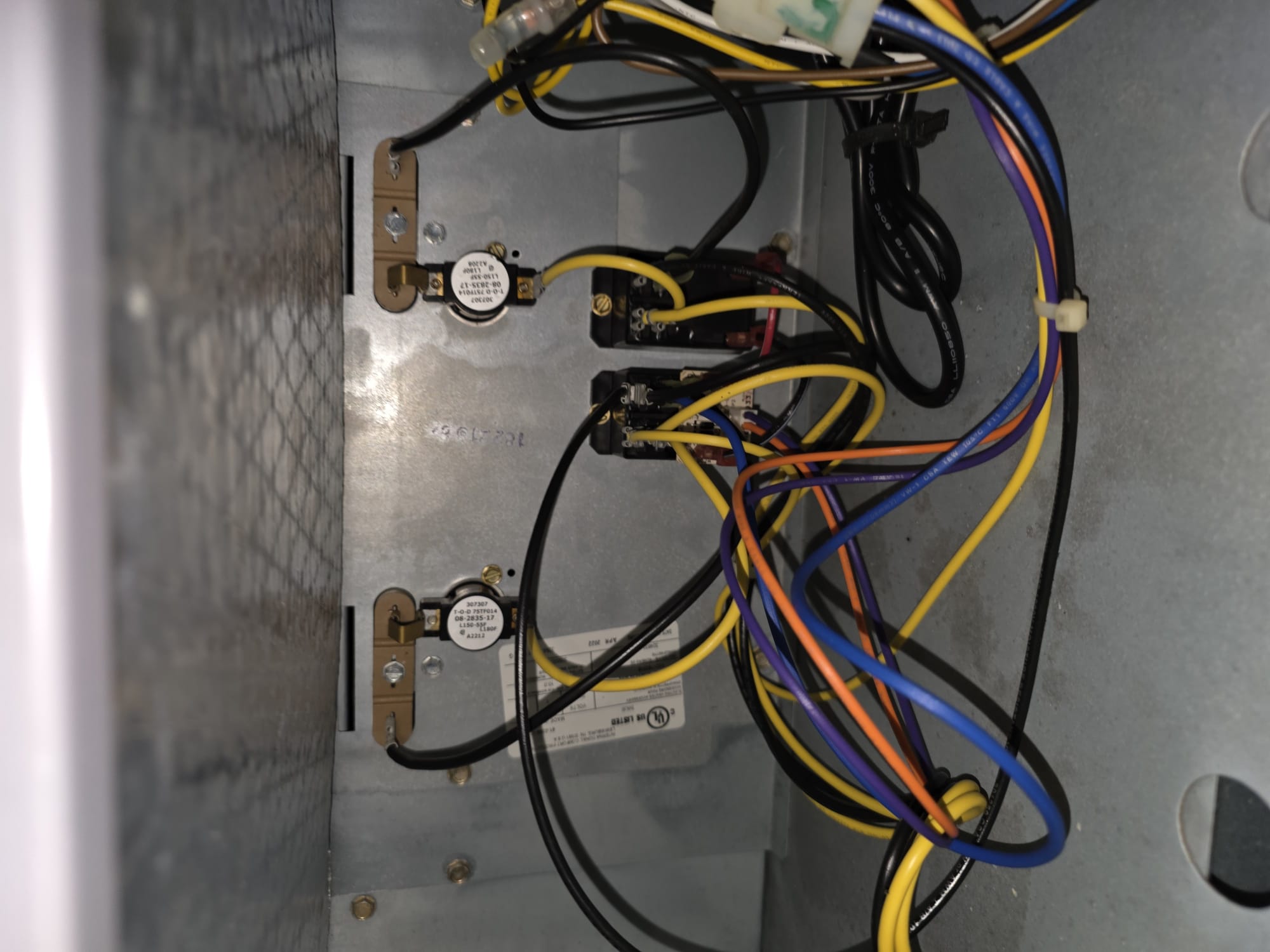 Wiring compartment after service