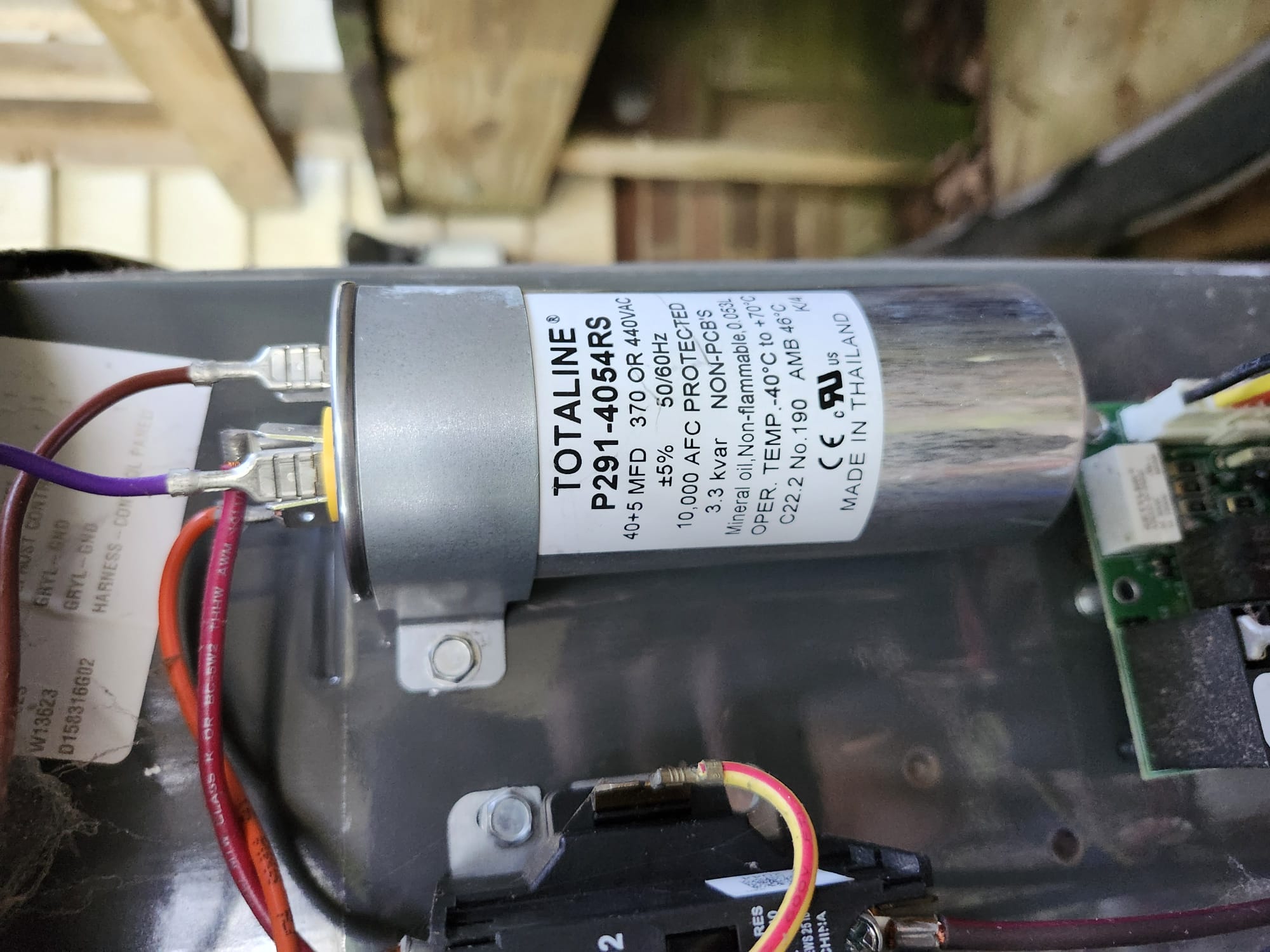 Newly installed run capacitor