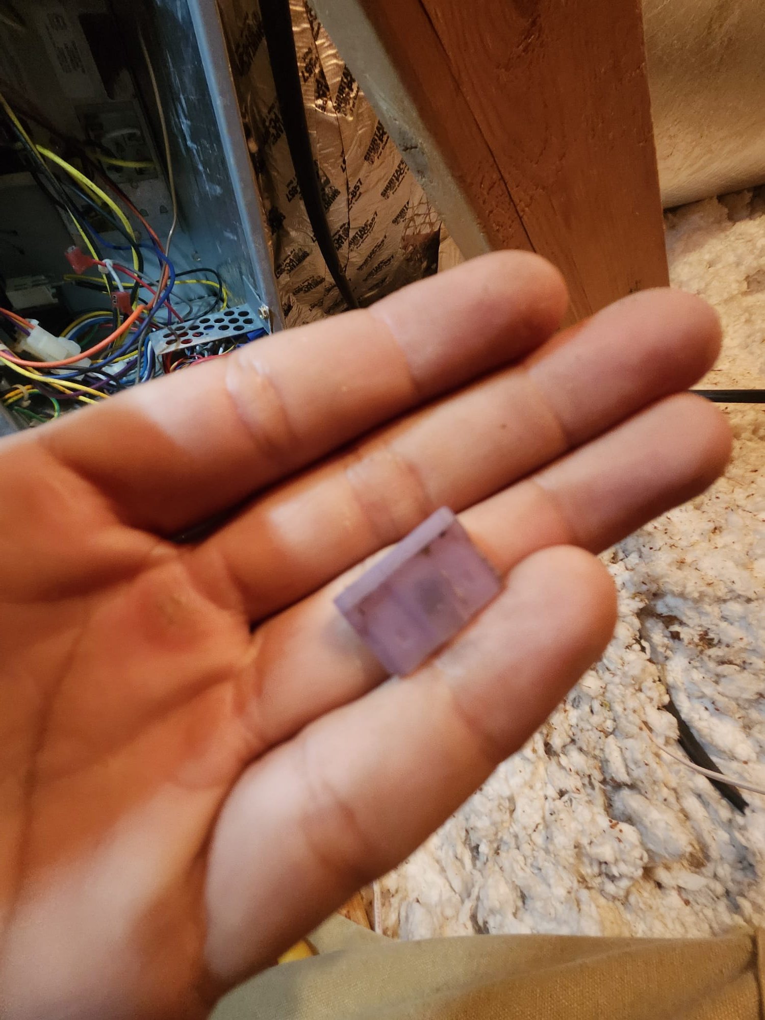 When Your Thermostat Goes Blank: HVAC Tips from Ooltewah