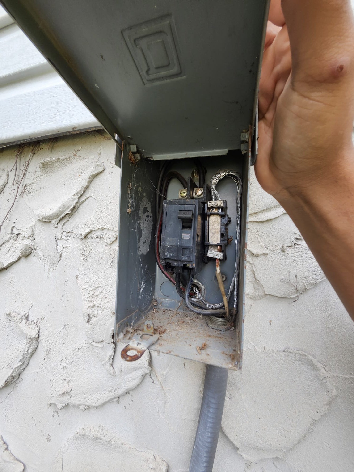 When an Outdoor AC Stops Restarting After Cleaning: A Soddy-Daisy Homeowner Story